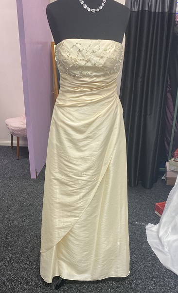 Wedding Dress Strapless with Bodice detail