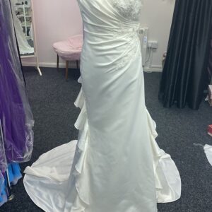 Wedding Dress Strapless with ruched back