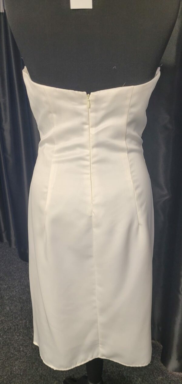 2794  IVORY WEDDING DRESS  WAS: £85  NOW: £40 - Image 3