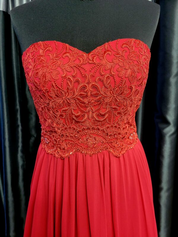 CBSHELLY Red Dress