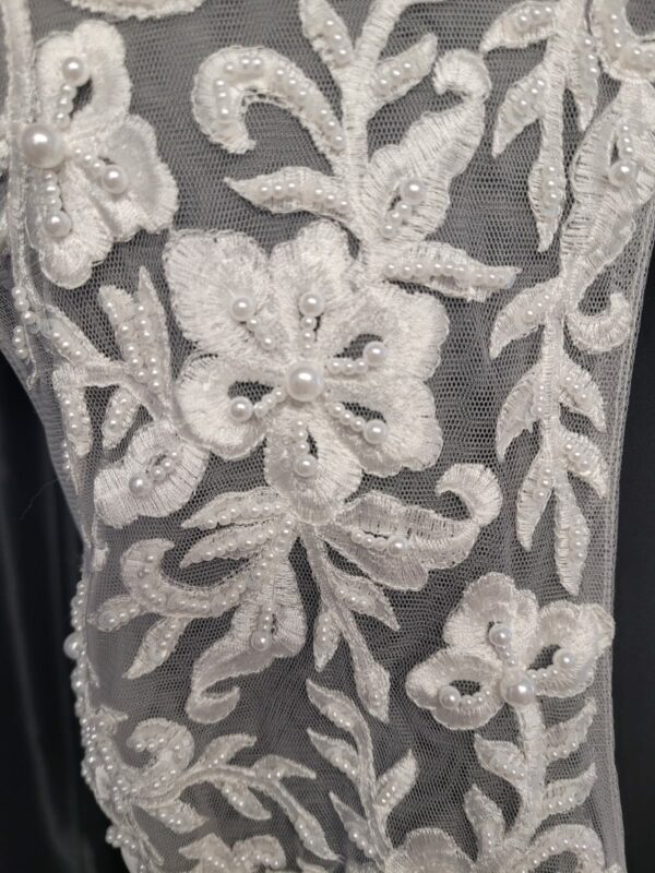 MB160  IVORY WEDDING DRESS  £350 - Image 5