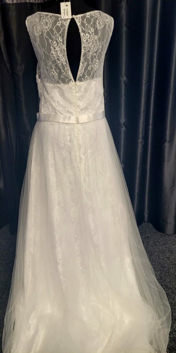 MB1616  WHITE WEDDING DRESS  £455 - Image 4